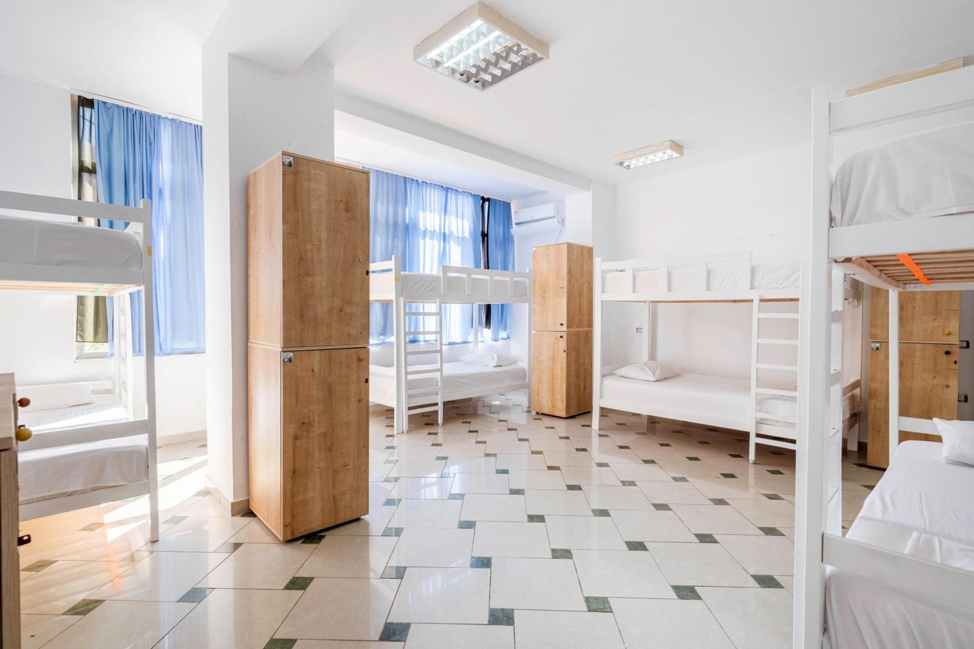 Hostel Hasta La Vista Saranda Extérieur photo
